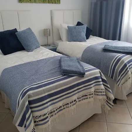 アパート Cabanas - 2 Bed, 2 Bath - Central Location カバナス・デ・タビラ